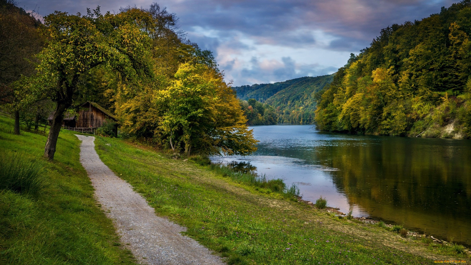 Река Рейн в Германии